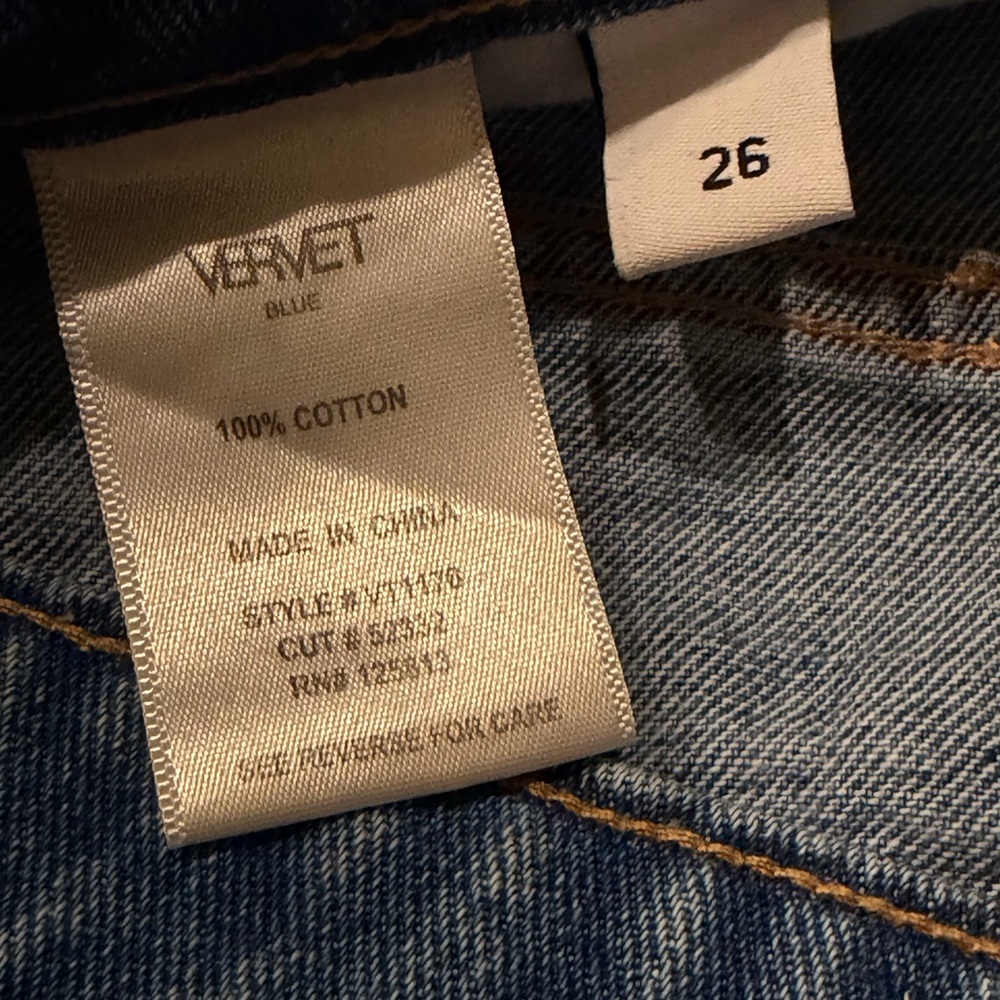 Vervet Distressed Denim Jeans - Size 26 - Picture 5 of 5